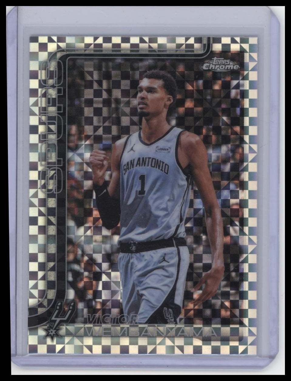 2025-26 Topps Chrome Update #22 Victor Wembanyama X-Fractor
