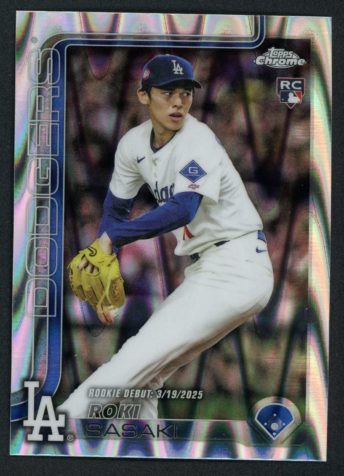 2025 Topps Chrome Update Series - Rookie Debut Roki Sasaki #USC73 RayWave